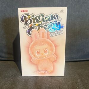 Pop Mart Big Into Energy Figure